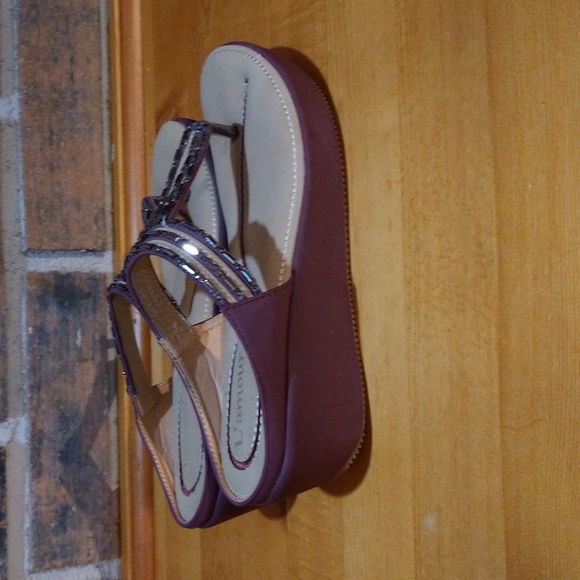 Size 6.5 L'Amour rhinestone wedge sandals - Picture 2 of 16